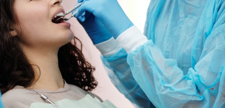 What Sets Cosmetic Dentistry Apart From Aesthetic Dentistry